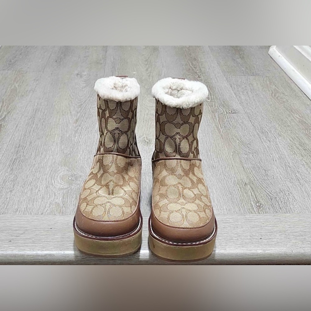 2 for $100
COACH Brown Monogram Shearling Boot